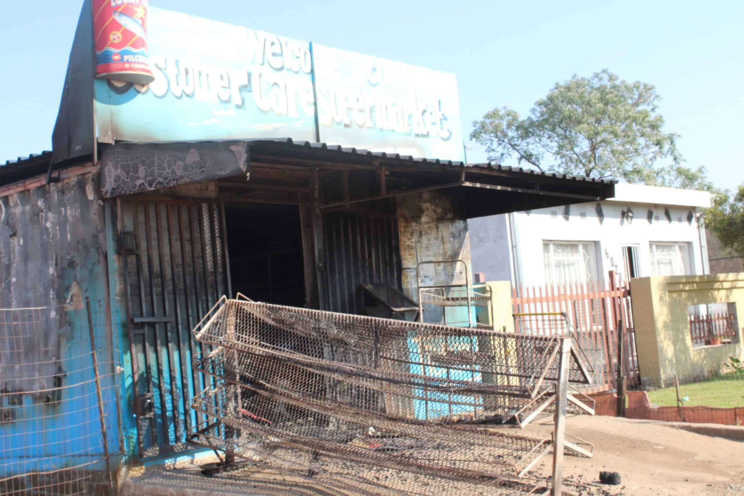 Foreign-owned Spaza shop burned down | Sedibeng Ster