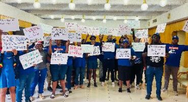 DA stages protest at ELM.