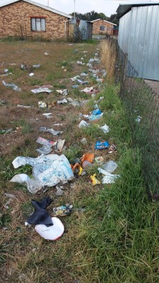rubbish in leeuhof