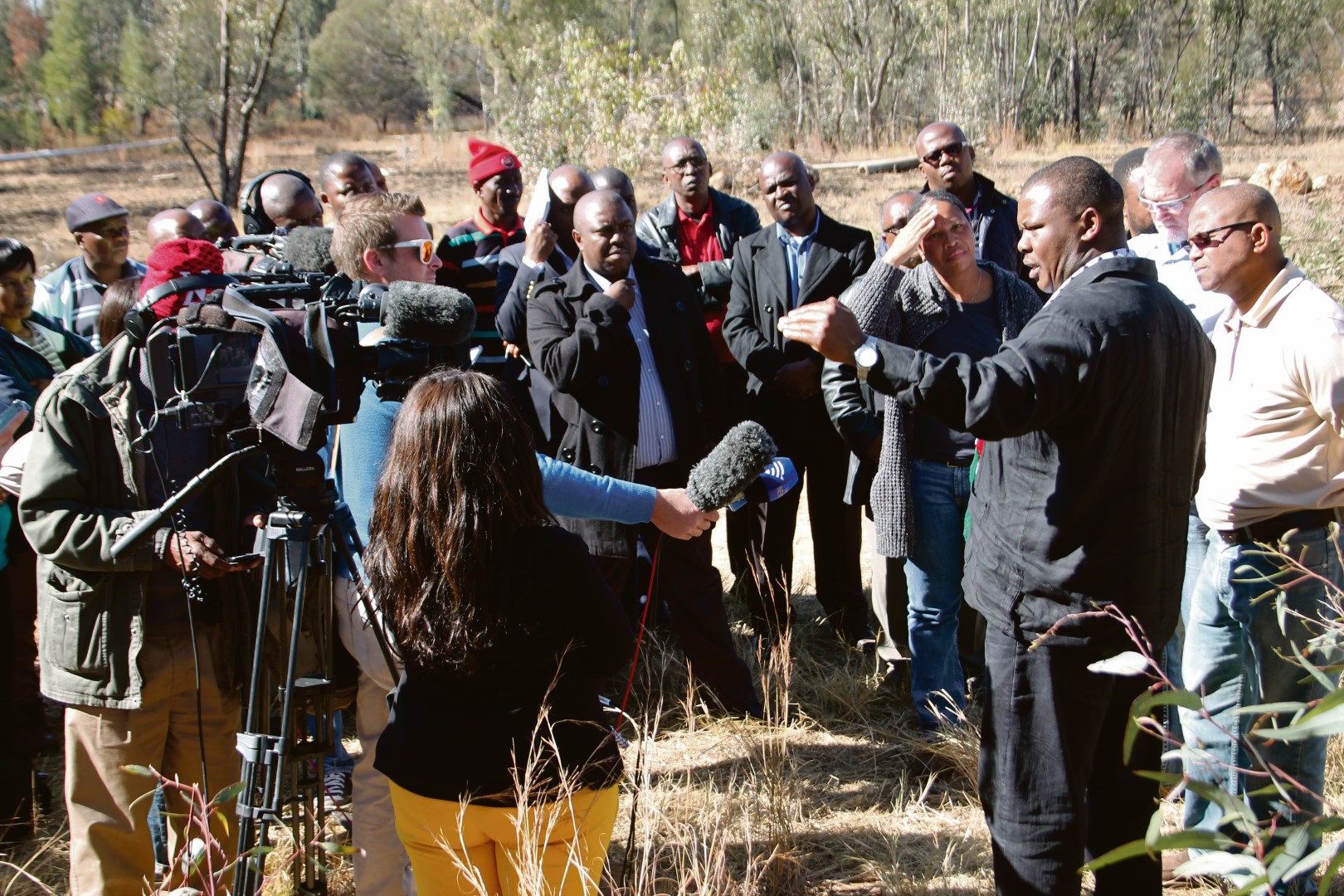 The MEC explaining the situation at Blyvoor to members of the national media on Monday.
