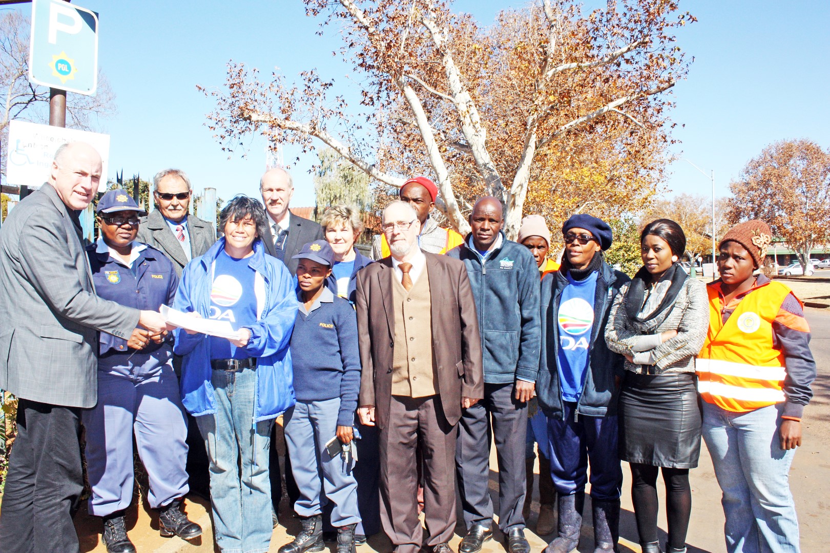 Members of the DA, SAPS and Midvaal Council were recently present at the handing over of a petition and memorandum inviting provincial leaders to help the police and the community take a stand against drugs. Photo: Moleboheng Chaha.