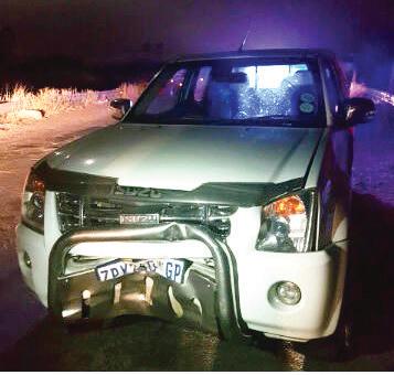 Die bestuurder van die Isuzu-bakkie isin die ongeluk beseer.