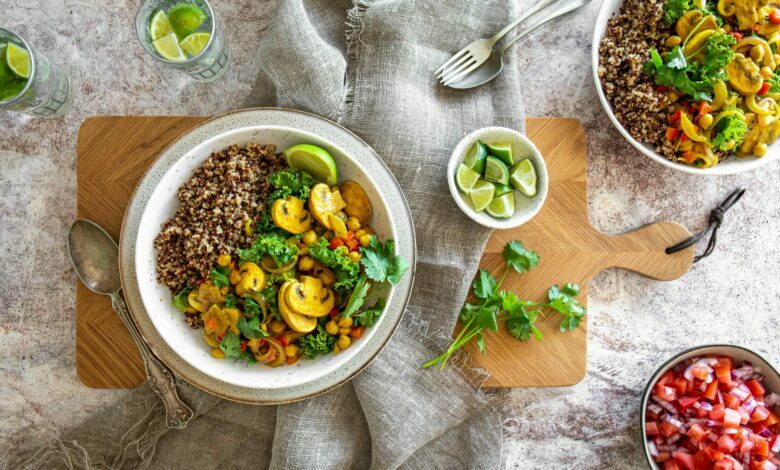 24 JANUARY - Meatless Monday - Curried mushroom and kale quinoa bowls