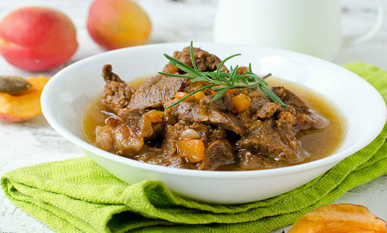 3 MARCH - WFD - Beef and apricot casserole