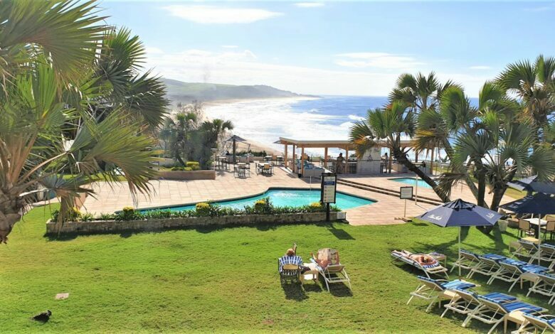 Blue Marlin Hotel - Aerial View Pool Bar Beach (3)