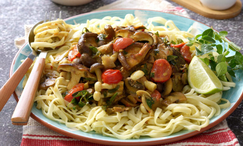 28 MARCH -MEATLESS MONDAY - Spicy mushrooms on Tagliatelle pasta