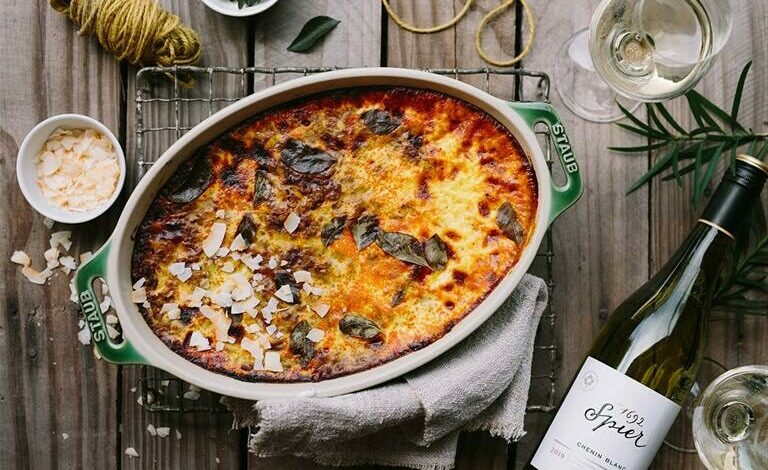 28 MAY SATURDAY ENTERTAIN - No-raisin beef bobotie with curry leaves (Medium)