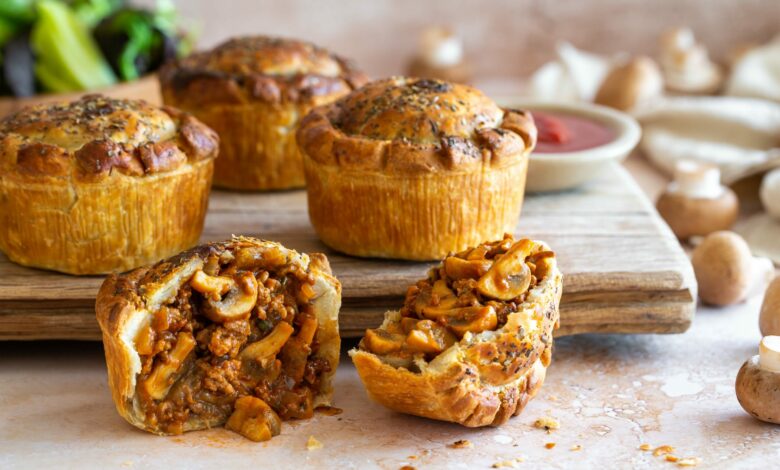 10 AUGUST - WFD – Mince and mushroom pies