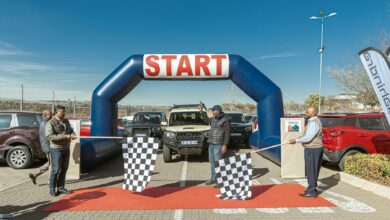 And they are off. Rajesh Gupta - CEO - and his team sends the Mahindra Karoo Expedition on their way_1800x1800