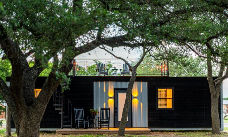 ElanaWagner-18-08-2022-Home-ContainerHome.3