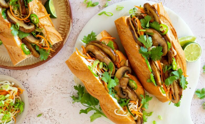 3 OCTOBER - MEATLESS MONDAY - Mushroom Bánh Mì