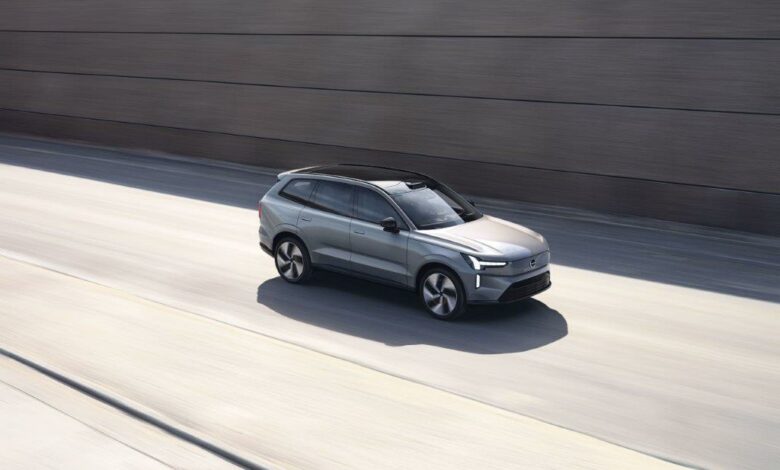 305711_Volvo_EX90
