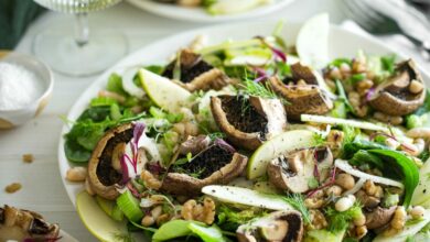 Meat-free Monday: Bean and roasted mushroom salad