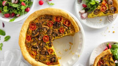 Vegan mushroom and tomato quiche
