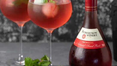 Vodka Rosé Sprizter with RW Natural Sweet Rosé