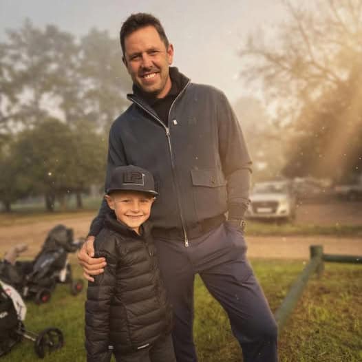 Charl Schwartzel bederf jong gholfspelers