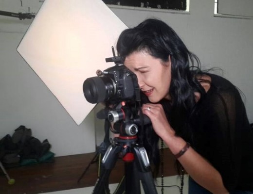 Roem op kleinkassie vir plaaslike fotograaf Heidelberg Nigel Heraut