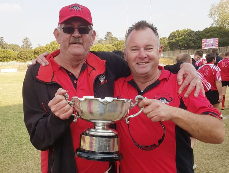 Buffels kraai koning in Kestrel rugbyliga
