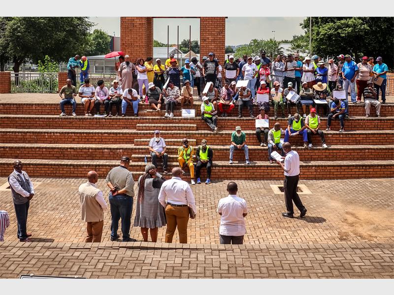 Shalimar Ridge marches against poor service delivery Heidelberg Nigel Heraut