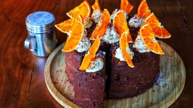 Hendrik_Pretorius_Choc_Cake_with_Orange_Choc_frosting