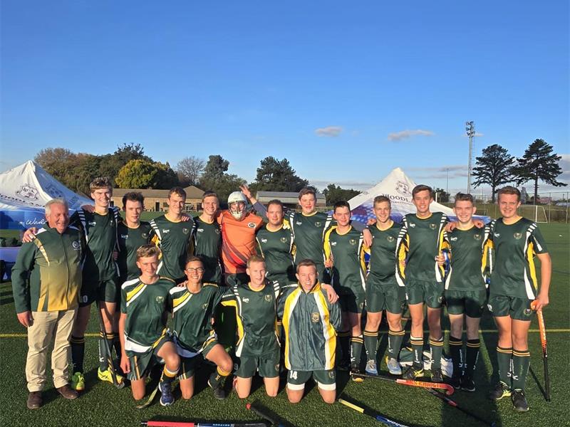 Volkskool Hokkie seuns maak hul naam.