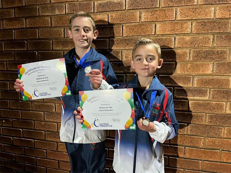 Beide gaan in September aan die nasionale kwalifiserende byeenkoms deelneem.