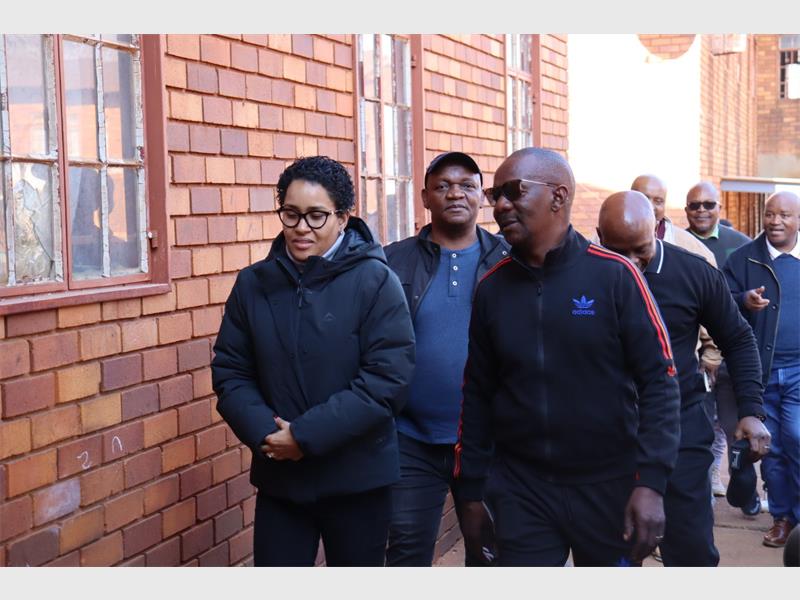 Lesedi Local Municipality and the Gauteng Provincial Government visited Ratanda on July 2 to address service delivery and housing concerns.