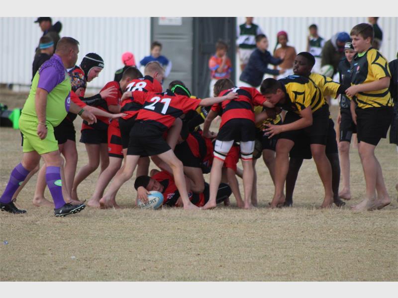 Die Valke jeugliga het afgeskop en Heidelberg Rugbyklub se jong spanne het hul staal gewys.