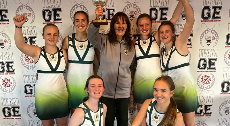 Die skool se landloopatlete het hul eerste ligabyeenkoms aangepak met verskeie top-10 plekke, terwyl beide junior tennisspanne as ligawenners gekroon is.