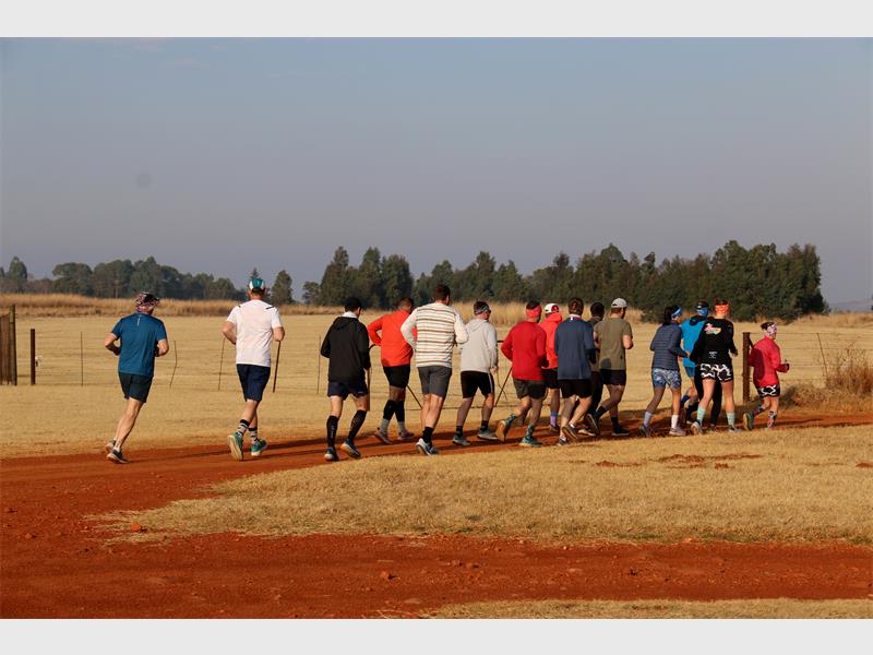 Athletes from Heidelberg and as far as Belfast tackled the 44-hour Goggins Challenge, running 6.4 km every four hours for a total of 76.8 km.