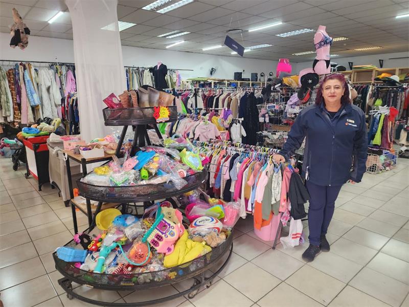 Die winkel bedank die gemeenskap vir hul volgehoue ondersteuning en doen ’n beroep vir verdere skenkings.