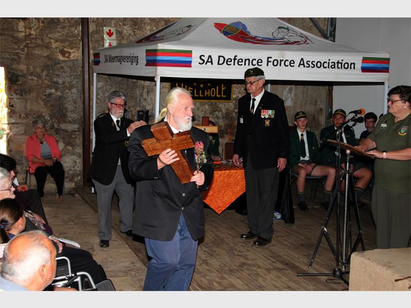 ’n Seremonie vol eer en herinnering het plaasgevind waar 33 Proteas neergelê is vir die soldate wat hul lewens vir Suid-Afrika gegee het.