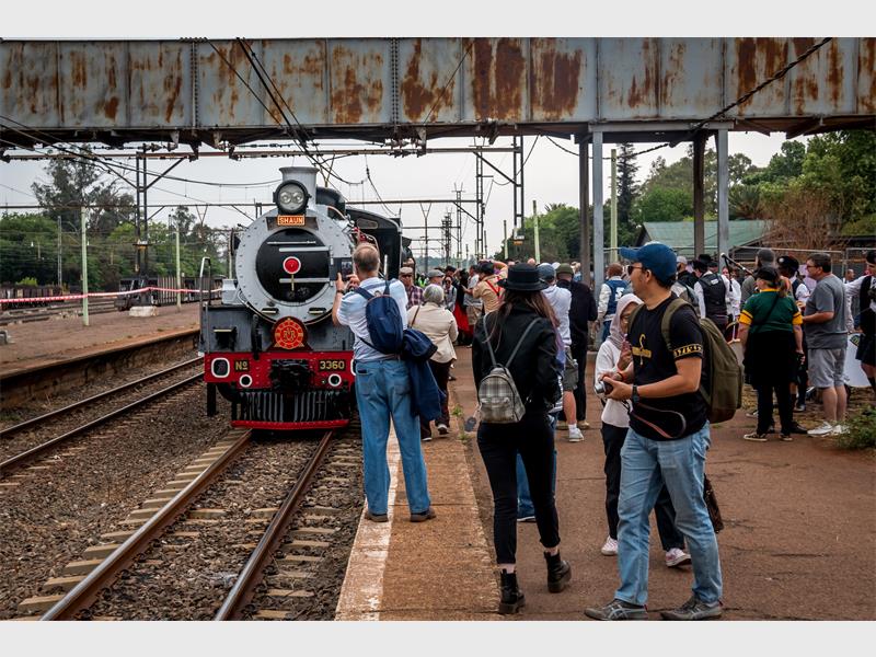 From vintage cars to thrilling aerial displays and a kid-friendly play area, there was something for everyone to enjoy while celebrating the town’s rich history.