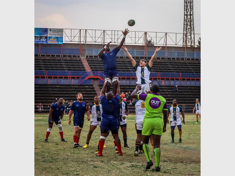 The clash, filled with tension, yellow cards, and a decisive last-minute penalty, kept supporters on edge until the final whistle.