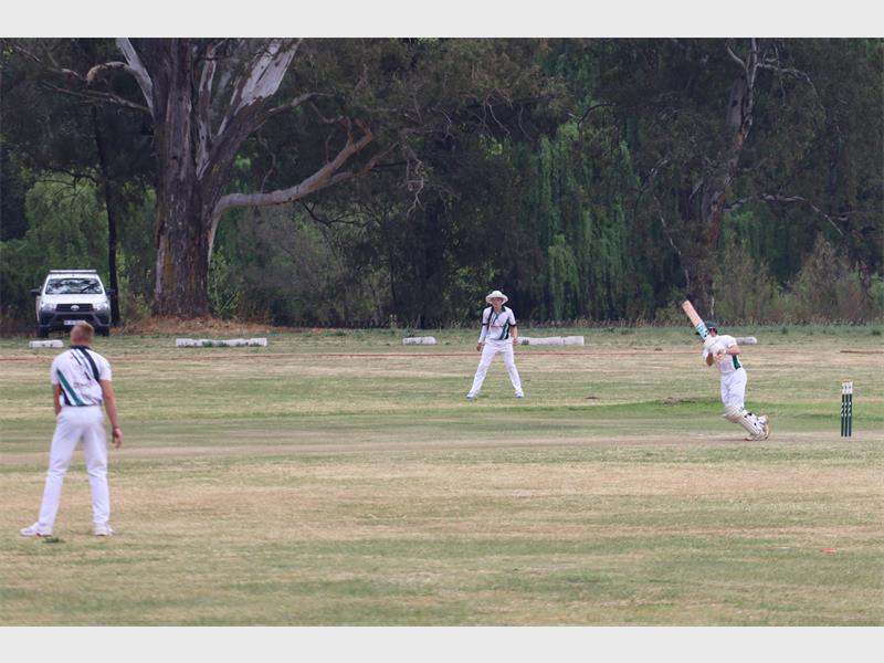 Daar was goeie resultate vir Volkskool se krieketspanne wat goed op dreef is.