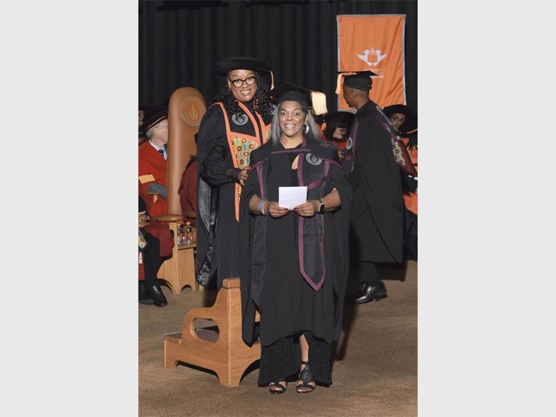 After a decade working as a medical technologist in Abu Dhabi and years of study, Heidelberg-born Shanta Padiachy achieved her Master’s degree from the University of Johannesburg.