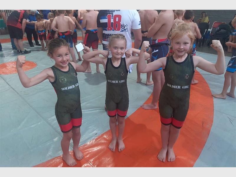 Die Heidelberg Soldiers Stoeiklub het Klerksdorp se 50ste bestaansjaar-toernooi met sukses aangepak, met Wessel Oosthuizen as goue medalje wenner.