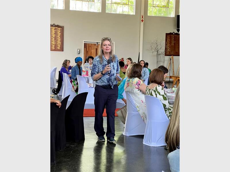 Sowat 200 gaste het die dag geniet met musiek, mode, dans en inspirasie, terwyl fondse ingesamel is en die gemeenskap saam kon kuier.