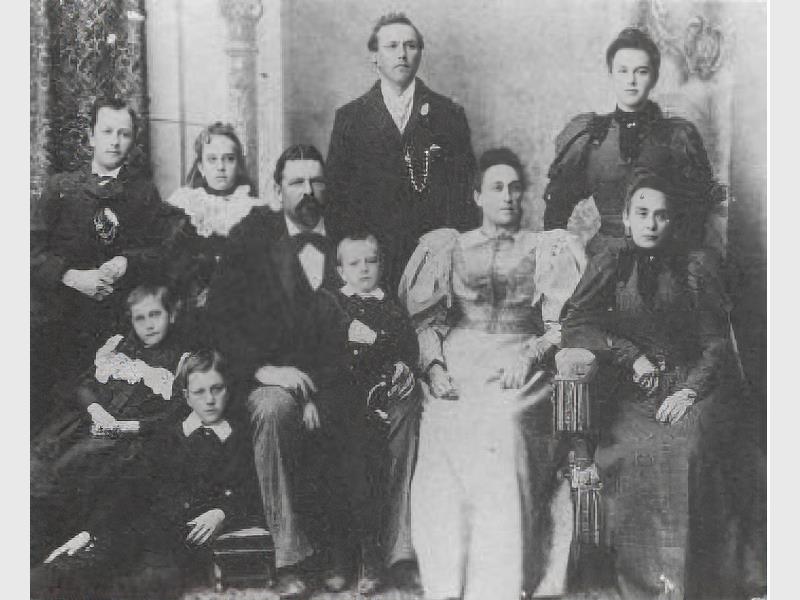 From his role as mining commissioner to signing the Treaty of Vereeniging, his legacy continues through the street that bears his family’s name.