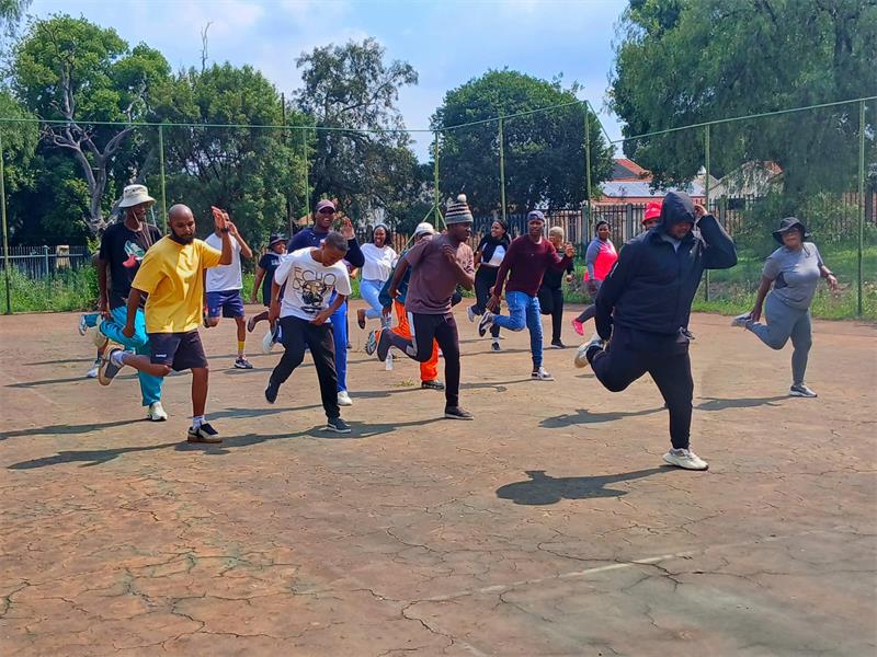 The Heidelberg Hospital staff took part in Wellness Wednesday, dedicated to promoting fitness, diabetes awareness and a culture of well-being among employees.