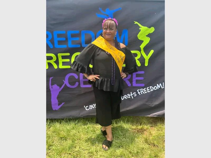 Jezel Esbend (57) from Alra Park is proudly stepping onto the 2025 Miss Callies 2025, using her journey, community work, and inspiring spirit to motivate young people.