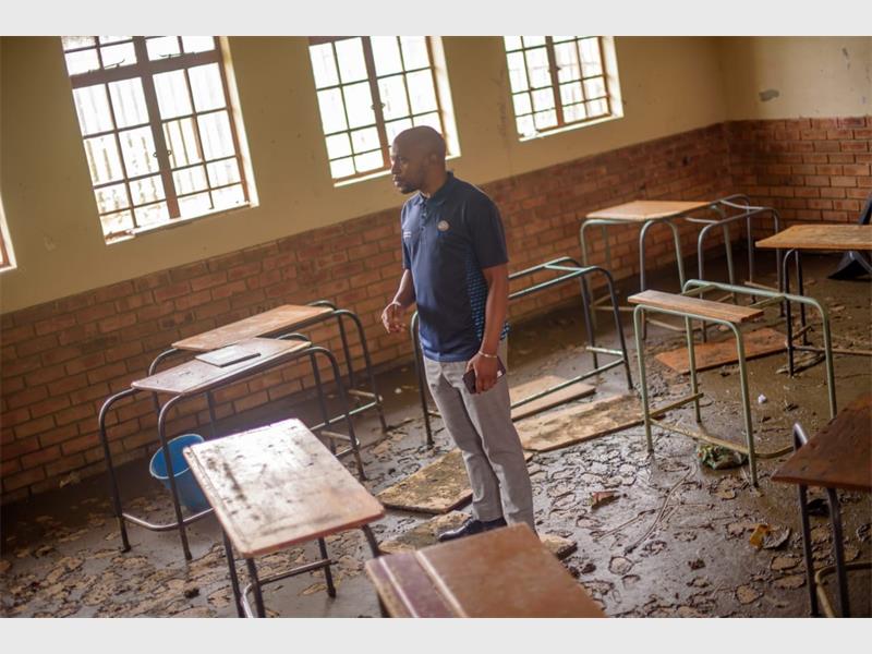 A Devon school was again left underwater after heavy rains, forcing learners to wade through flooded classrooms while officials continued to call for urgent municipal intervention.