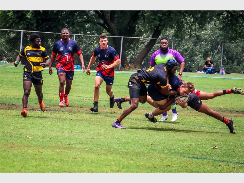 Die Volkskool se rugbyvelde het op 1 November uit hul nate gebars van aksie toe Heidelberg Rugbyklub hul jaarlikse sewes rugbytoernooi aangebied het.