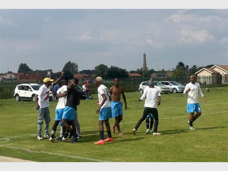 The Cambridge Football Club bounced back from a disappointing defeat with a 3-1 home victory over the Goal Getters FC in a Hollywood Bets League match.