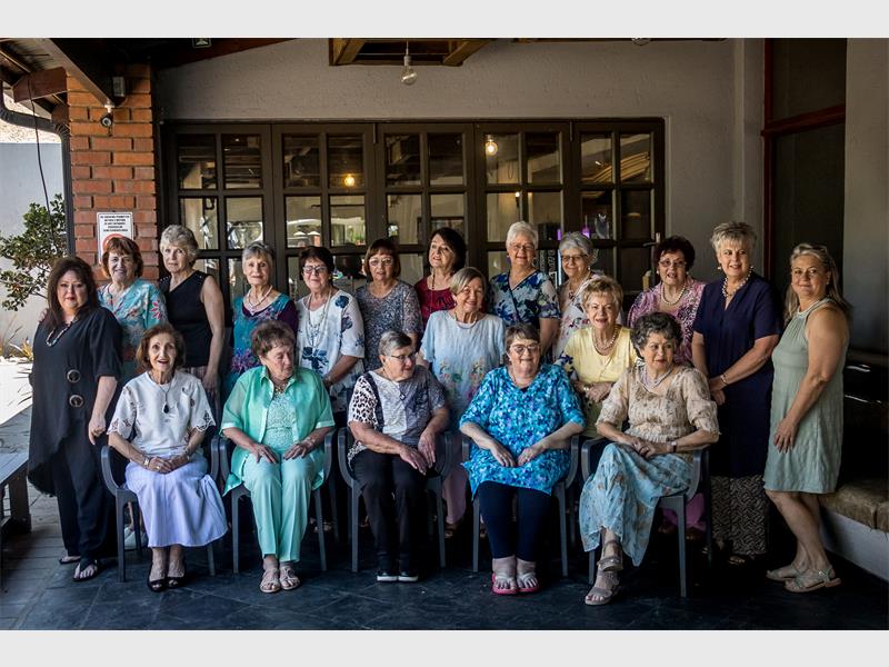 Anna-Marie Axer het lede bedank vir hul opofferings en hulle aangemoedig om die Kersseisoen vol liefde en hoop te vier.