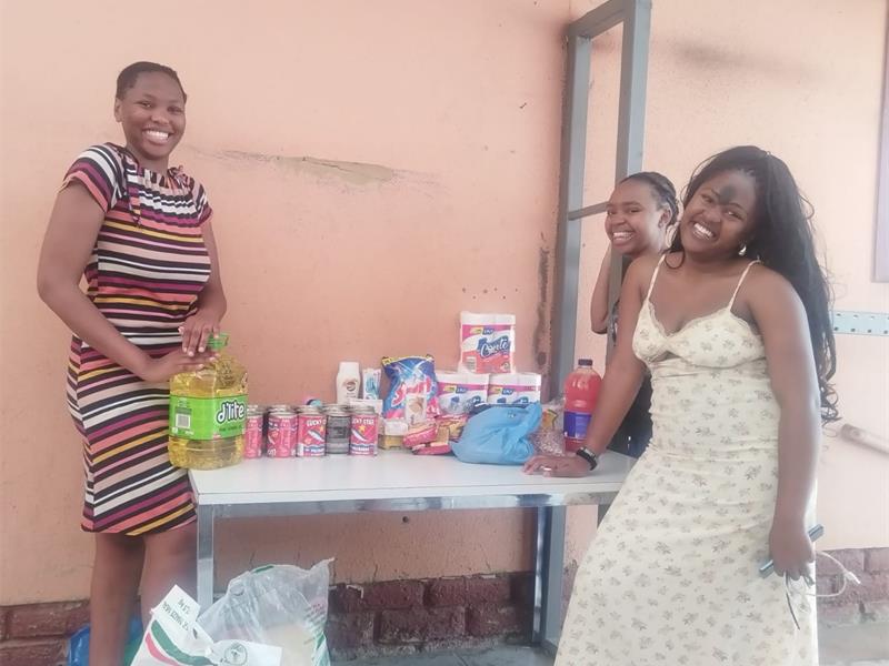 A youth-led initiative is making a real difference in Heidelberg, providing food and support to needy families. Now, it calls on the community to join the effort.