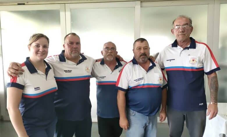 The annual golf day at Springs Country Club raised funds for the Ekurhuleni East Darts Association and crowned the top players of the tournament.