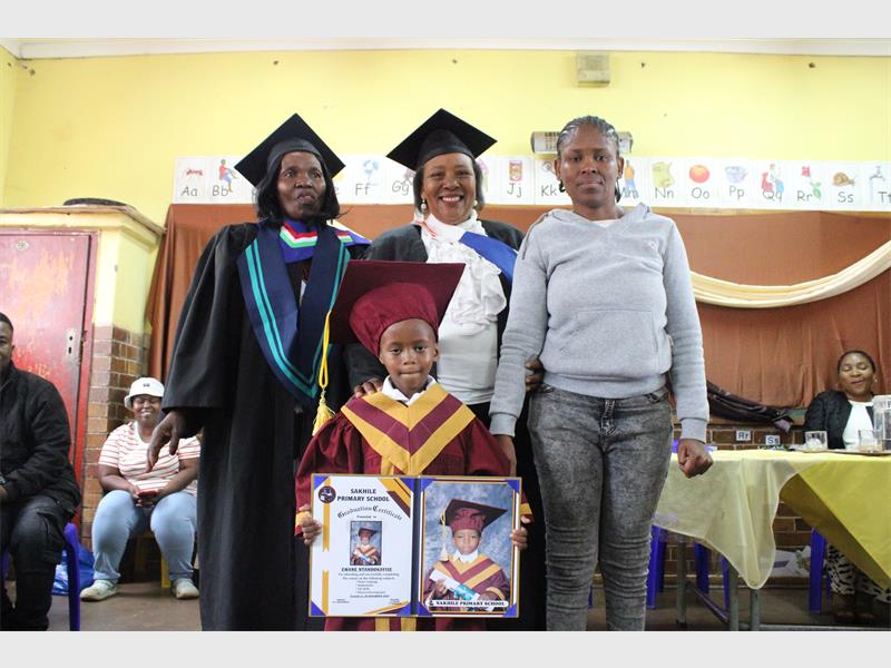 Sakhile Primary School in Ratanda held a graduation ceremony for its Grade R learners, with heartfelt messages from principal Bheki Thanjekwayo.