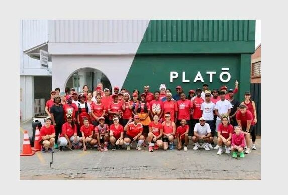 Heidelberg Athletics Club wrapped up the year with its annual Christmas run on December 20, attracting 72 runners and walkers. The event promoted fitness, community spirit, and local talent.