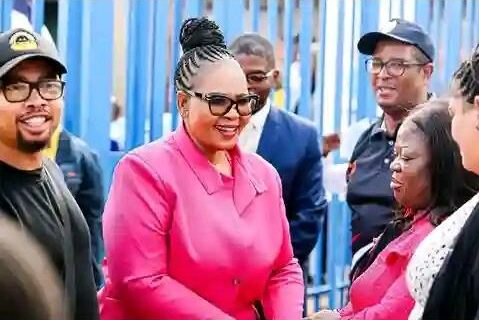 Gauteng Health MEC Nomantu Nkomo Ralehoko visited Ratanda to hand over new Integrated School Health Programme vehicles and oversee HPV vaccinations, reinforcing early healthcare support for learners.